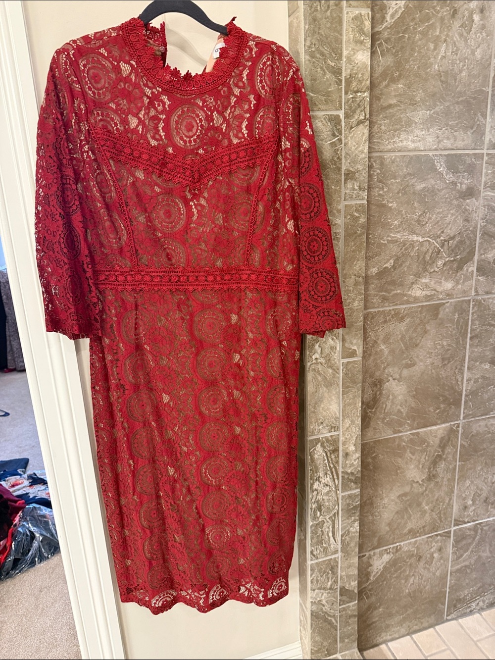 Women’s Red Lace Sheath Dress